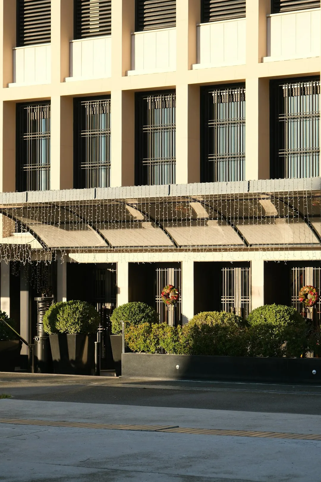 The Spectator Hotel — cocktail-focused boutique on Meeting