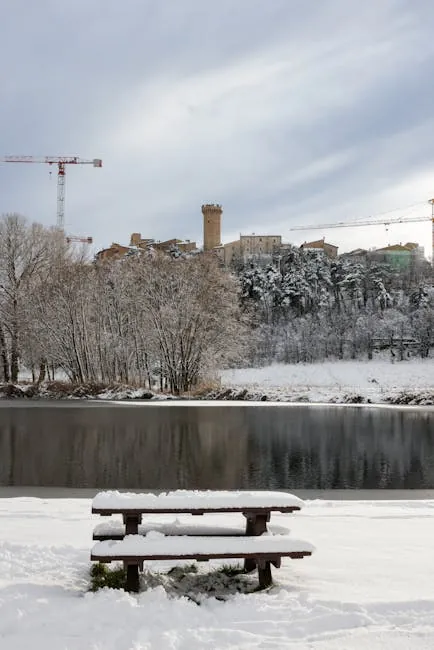 Hirosaki Castle Park: Endless blossoms and castle moat